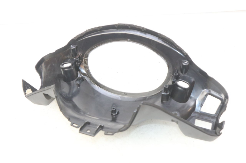 photo de ACHTERSTUURKAP SUZUKI SIXTEEN 125 (2008 - 2010) - Andere kijkhoek