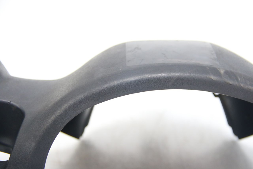 photo de ACHTERSTUURKAP SUZUKI SIXTEEN 125 (2008 - 2010) - Zoom op componenten