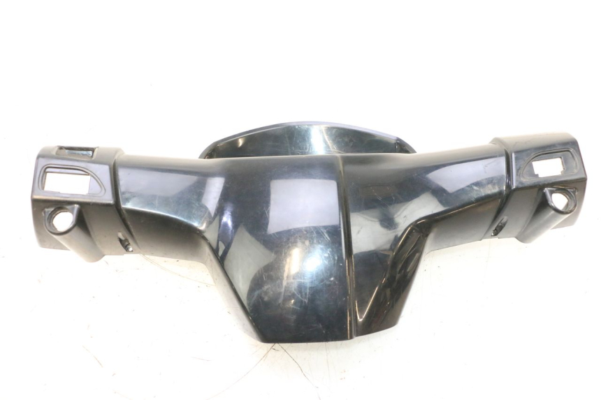 photo de ACHTERSTUURKAP APRILIA SR MOTARD 50 (2012 - 2018) - Detail van het onderdeel