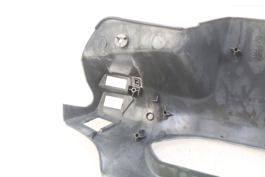 photo de ACHTERSTUURKAP PEUGEOT SV 125 (1991 - 1994) - Zoom op gebruiksstaat