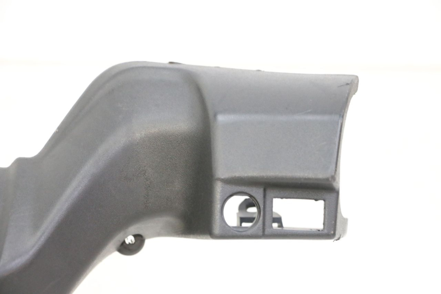 photo de ACHTERSTUURKAP APRILIA SXR 50 (2021 - 2023) - Technische close-up