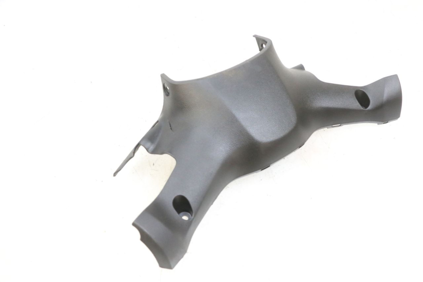 photo de ACHTERSTUURKAP YAMAHA TRICITY 300 (2020 - 2024) - Detail van het onderdeel