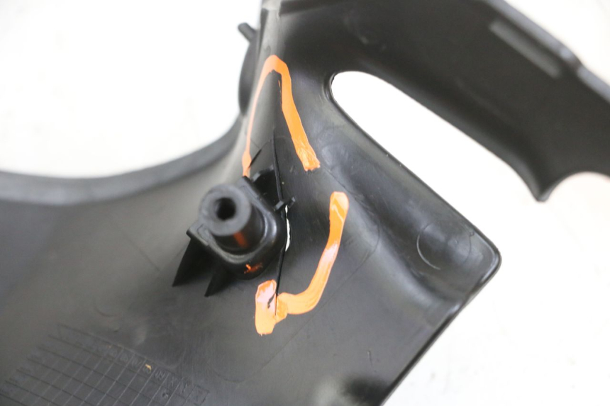 photo de ACHTERSTUURKAP YAMAHA TRICITY 300 (2020 - 2024) - Staat van het oppervlak