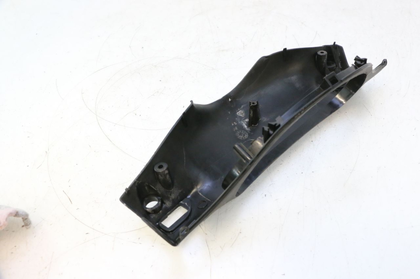 photo de ACHTERSTE STUURHOES PIAGGIO TYPHOON 50 (2000 - 2009) - Detail van het onderdeel