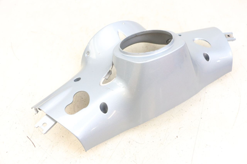 photo de ACHTERSTUURKAP PIAGGIO VESPA PRIMAVERA 4T 50 (2021 - 2024) - Detail van het onderdeel