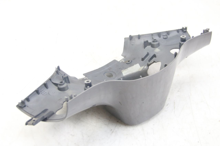 photo de ACHTERSTUURKAP PIAGGIO VESPA SPRINT 2T 50 (2014 - 2018) - Zoom op gebruiksstaat