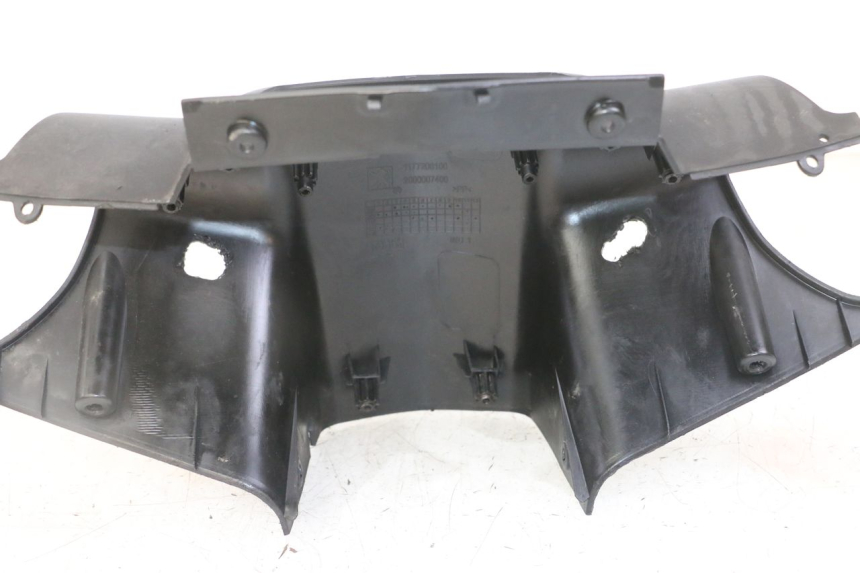 photo de ACHTERSTUURKAP PEUGEOT VIVACITY NEW 4T 50 (2008 - 2017) - Technische close-up