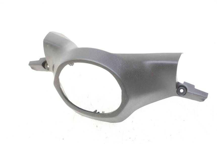 photo de ACHTERSTUURKAPJE YAMAHA XMAX X-MAX 125 (2021 - 2025) - Detail van het onderdeel