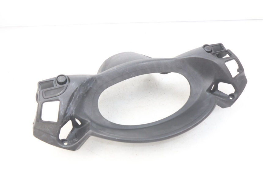 photo de ACHTERSTUURKAP PIAGGIO X7 125 (2007 - 2013) - Bevestigingspunten