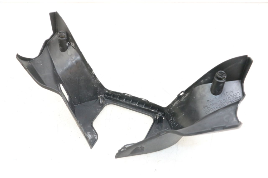 photo de ACHTERSTUURKAP KYMCO XCITING 250 (2006 - 2009) - Zoom op gebruiksstaat