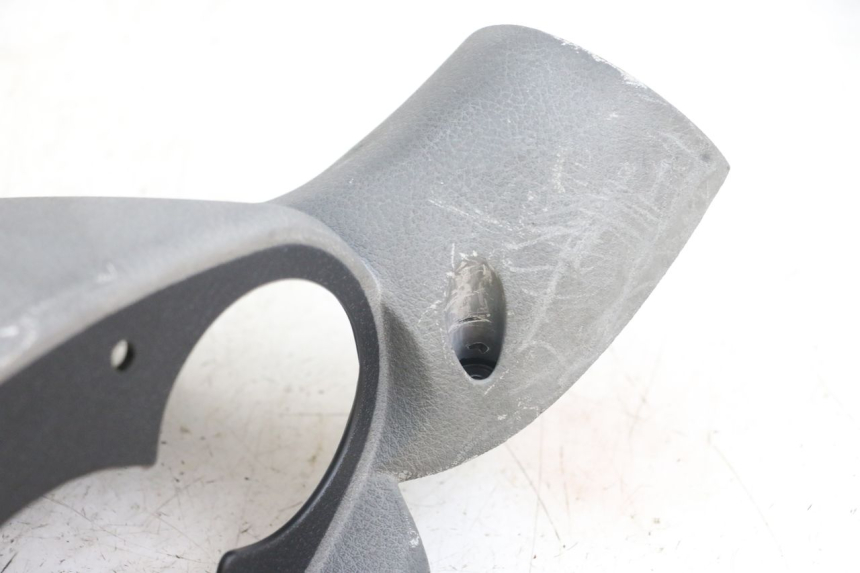 photo de ACHTERSTUURKAP YAMAHA YP MAJESTY 125 (2002 - 2006) - Andere kijkhoek