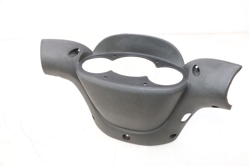 photo de ACHTERSTUURKAP YAMAHA YP MAJESTY 125 (1998 - 2001) - Hoofdaanzicht