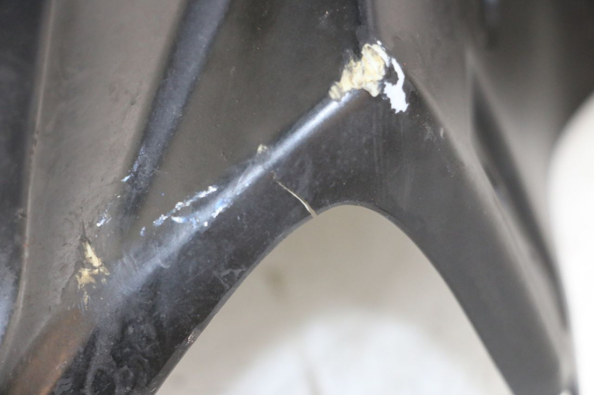 photo de VOORSTE STUURKAP KYMCO AGILITY PREMIUM 50 (2007 - 2010) - Zoom op gebruiksstaat