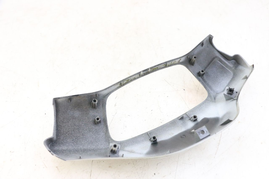 photo de VOORSTE STUURKAP MBK BOOSTER SPIRIT 50 (2004 - 2017) - Zoom op gebruiksstaat