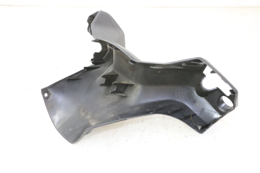 photo de VOORSTE STUURKAP SUZUKI BURGMAN 125 (2007 - 2014) - Zoom op gebruiksstaat