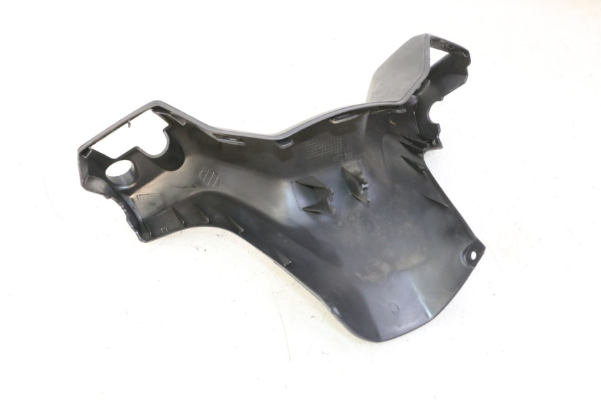 photo de VOORSTE STUURKAP SUZUKI BURGMAN 125 (2007 - 2014) - Andere kijkhoek