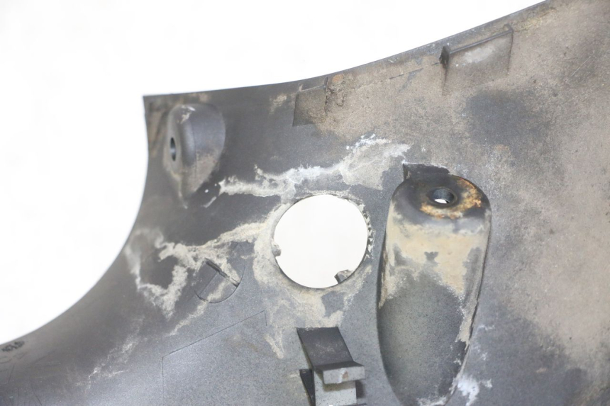 photo de VOORSTE STUURKAP YAMAHA CYGNUS X INJECTION 125 (2007 - 2013) - Zoom op gebruiksstaat