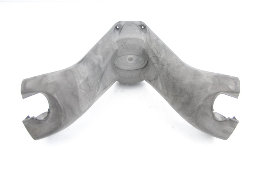 photo de VOORSTE STUURKAP KYMCO DINK 4T 50 (2007 - 2018) - Detail van het onderdeel