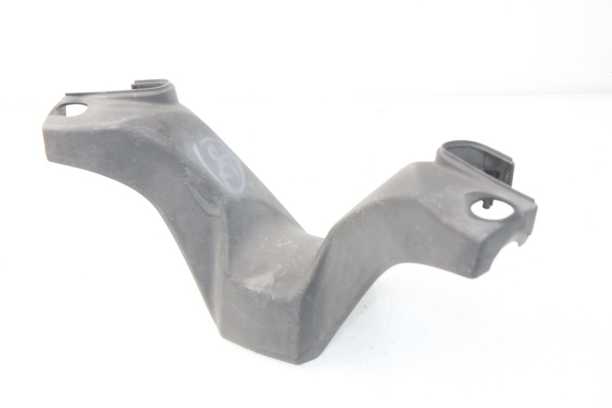 photo de VOORSTE STUURKAP KYMCO DINK STREET 125 (2009 - 2014) - Zoom op gebruiksstaat