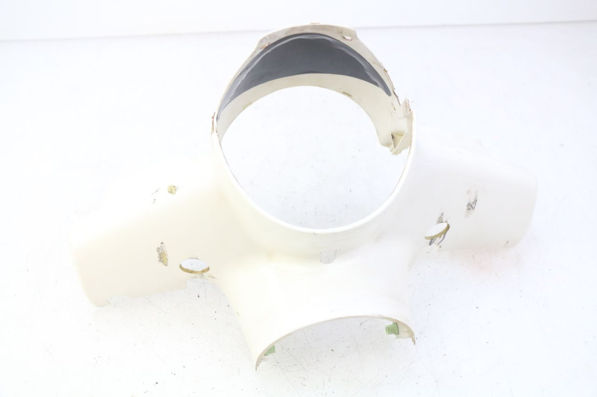 photo de VOORSTE STUURKAP PEUGEOT DJANGO 2T 50 (2014 - 2019) - Bevestigingspunten