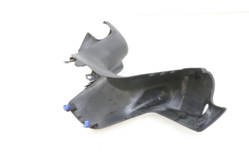 photo de VOORSTE STUURKAP PEUGEOT ELYSEO 125 (1999 - 2004) - Bevestigingspunten