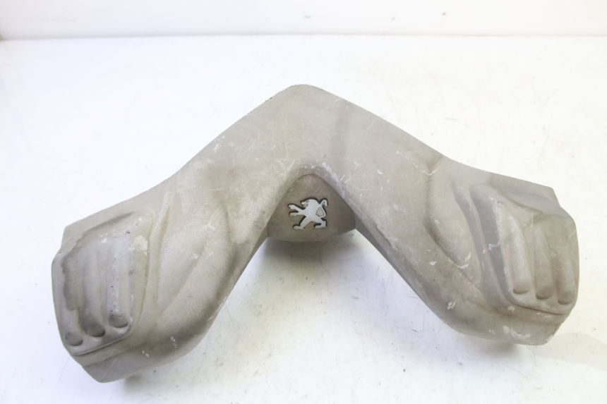 photo de VOORSTE STUURKAP PEUGEOT ELYSTAR 50 (2002 - 2014) - Detail van het onderdeel