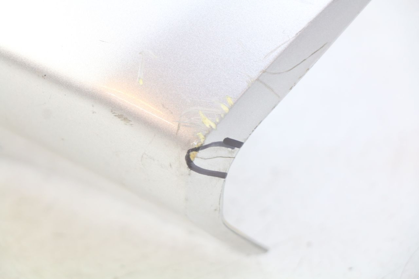 photo de VOORSTE STUURKAP HONDA FES PANTHEON 125 (2003 - 2007) - Bevestigingspunten