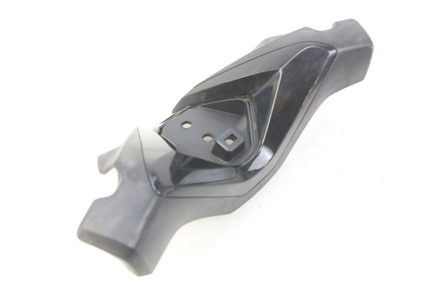 photo de VOORSTE STUURKAP HONDA FORZA 125 (2015 - 2016) - Bevestigingspunten