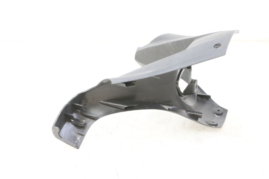 photo de VOORSTE STUURKAP SYM GTS EVO 125 (2009 - 2013) - Zoom op gebruiksstaat