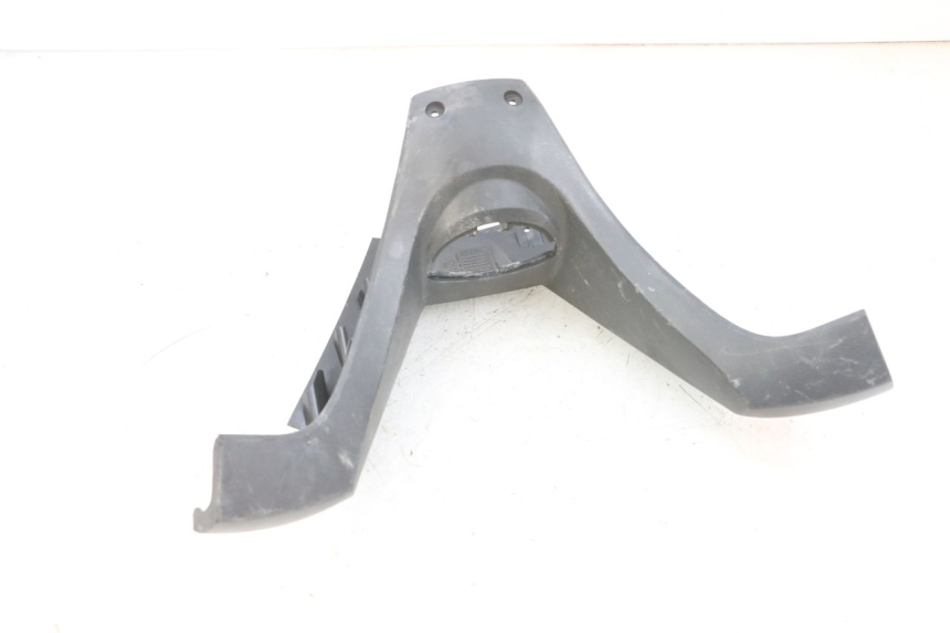 photo de VOORSTE STUURKAP SYM GTS EVO 125 (2009 - 2013) - Technische close-up