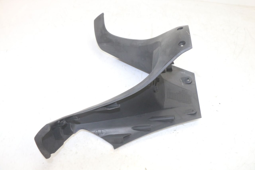 photo de VOORSTE STUURKAP SYM GTS EVO 125 (2009 - 2013) - Technische close-up