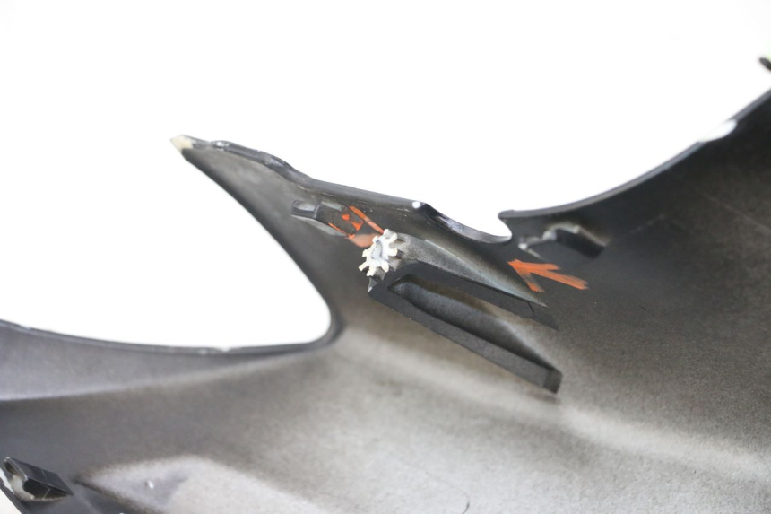 photo de VOORSTE STUURKAP PEUGEOT KISBEE 2T 50 (2018 - 2022) - Bevestigingspunten