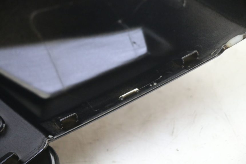 photo de VOORSTE STUURKAP PEUGEOT KISBEE 2T 50 (2010 - 2017) - Staat van het oppervlak