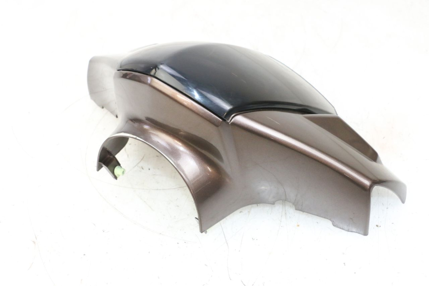 photo de VOORSTE STUURKAP PEUGEOT KISBEE 2T 50 (2010 - 2017) - Kenmerkende details