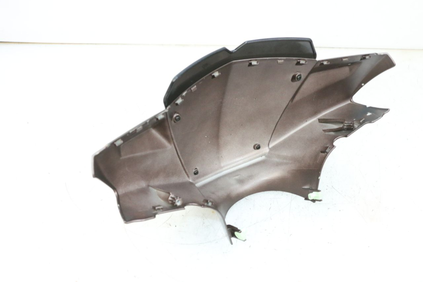 photo de VOORSTE STUURKAP PEUGEOT KISBEE 2T 50 (2010 - 2017) - Staat van het oppervlak