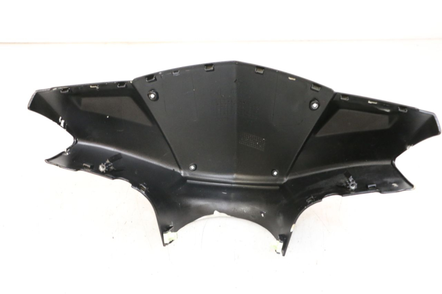 photo de VOORSTE STUURKAP PEUGEOT KISBEE 4T 50 (2018 - 2022) - Zoom op gebruiksstaat