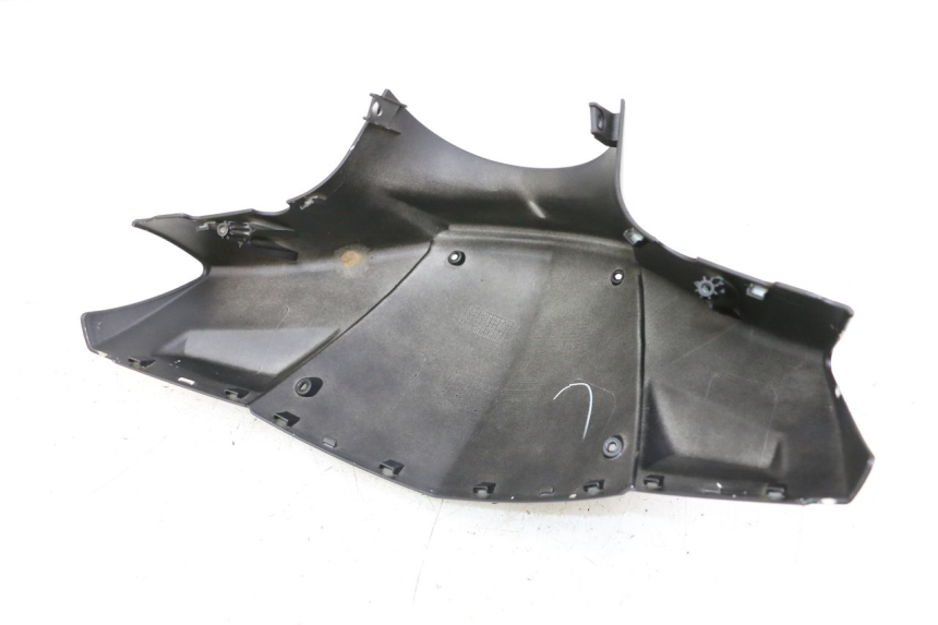 photo de VOORSTE STUURKAP PEUGEOT KISBEE 4T 50 (2018 - 2022) - Bevestigingspunten