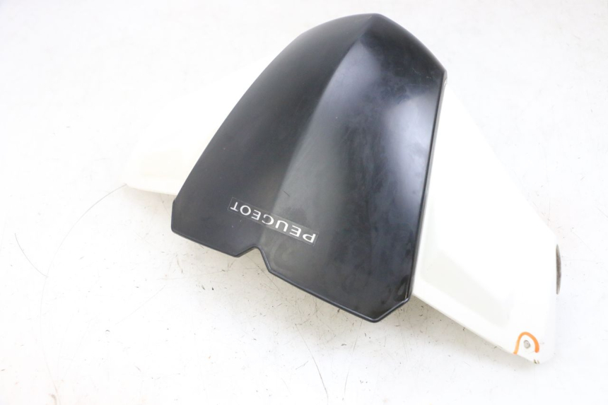 photo de VOORSTE STUURKAP PEUGEOT KISBEE 4T 50 (2010 - 2017) - Zoom op componenten