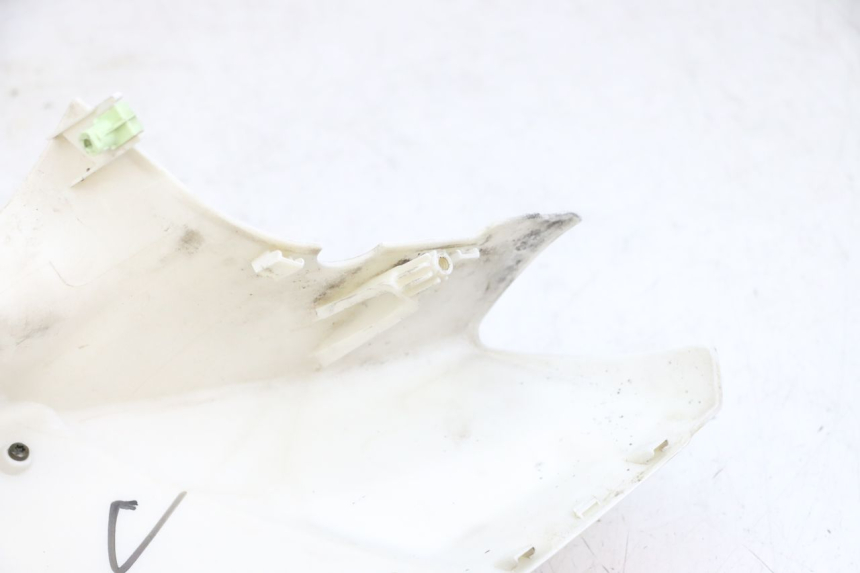 photo de VOORSTE STUURKAP PEUGEOT KISBEE 4T 50 (2010 - 2017) - Bevestigingspunten