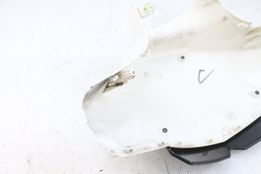 photo de VOORSTE STUURKAP PEUGEOT KISBEE 4T 50 (2010 - 2017) - Staat van het oppervlak