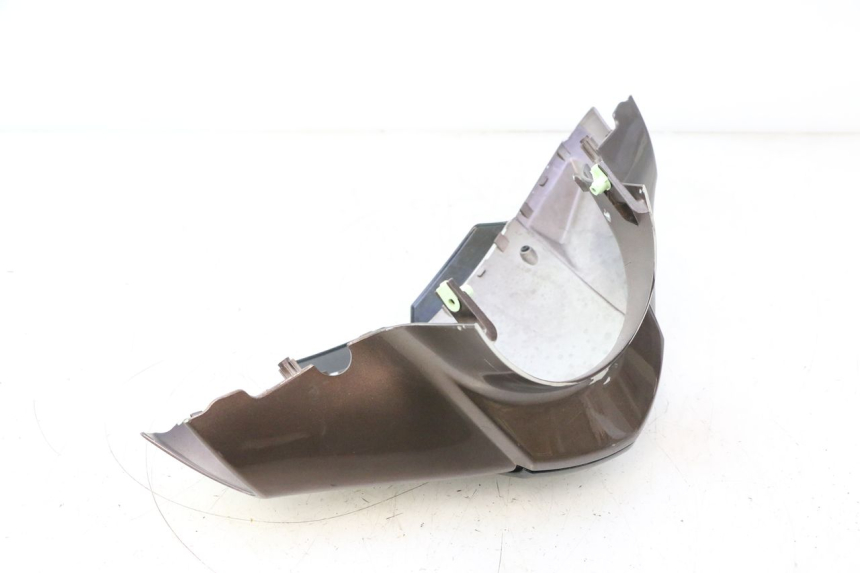 photo de VOORSTE STUURKAP PEUGEOT KISBEE 4T 50 (2010 - 2017) - Bevestigingspunten