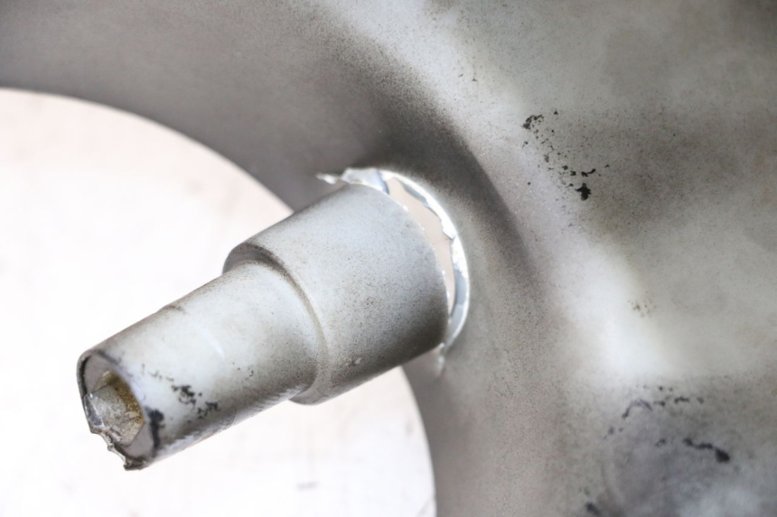 photo de VOORSTE STUURKAP LONGJIA SHARPY 125 (2020 - 2024) - Technische close-up