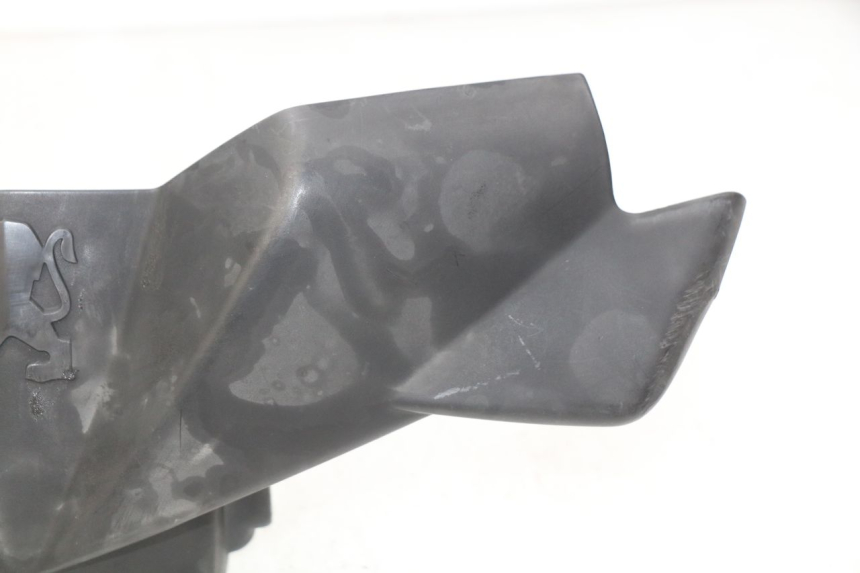 photo de VOORSTE STUURKAP PEUGEOT LUDIX 50 (2008 - 2017) - Staat van het oppervlak