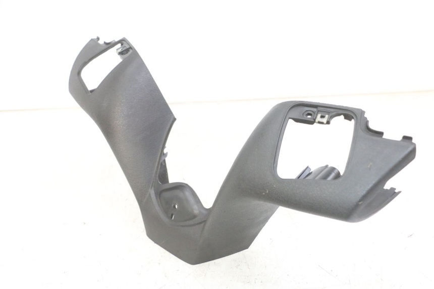 photo de VOORSTE STUURKAP PIAGGIO MP3 LT 300 (2010 - 2016) - Detail van het onderdeel