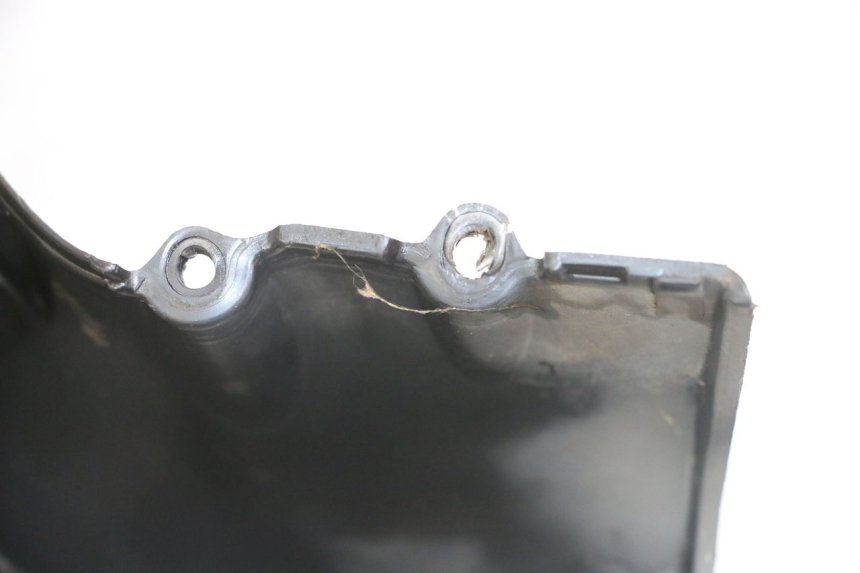 photo de VOORSTE STUURKAP PIAGGIO MP3 LT 300 (2010 - 2016) - Bevestigingspunten