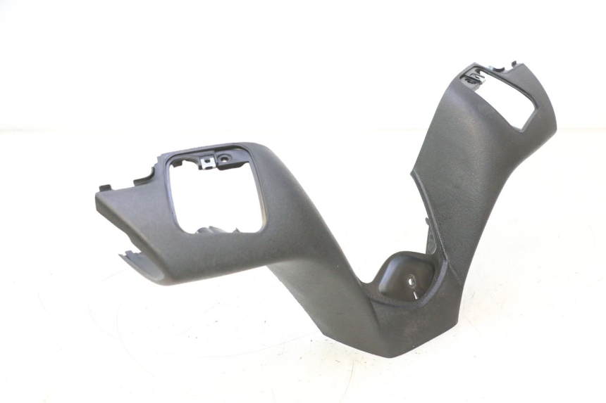 photo de VOORSTE STUURKAP PIAGGIO MP3 LT 300 (2010 - 2016) - Technische close-up