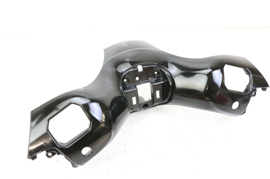 photo de VOORSTE STUURKAP PIAGGIO MP3 500 (2014 - 2017) - Detail van het onderdeel