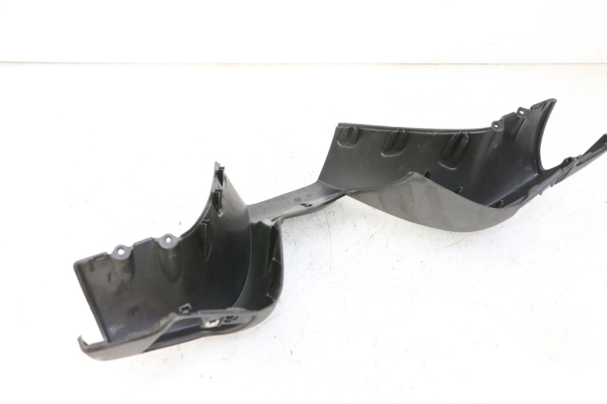 photo de VOORSTE STUURKAP PIAGGIO MP3 125 (2006 - 2014) - Technische close-up