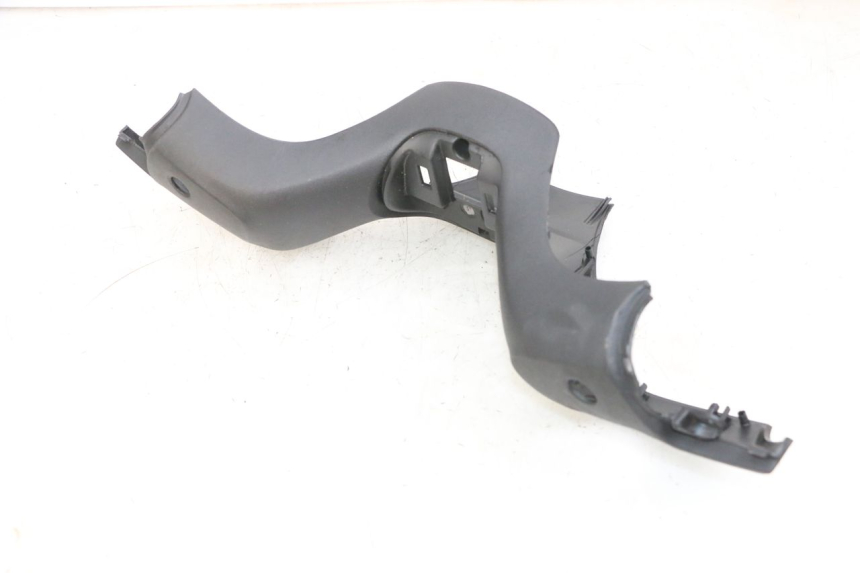 photo de VOORSTE STUURKAP PIAGGIO MP3 500 (2016 - 2018) - Technische close-up