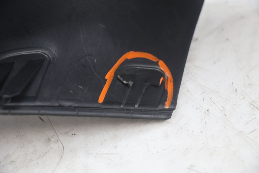 photo de VOORSTE STUURKAP PIAGGIO MP3 500 (2011 - 2015) - Technische close-up